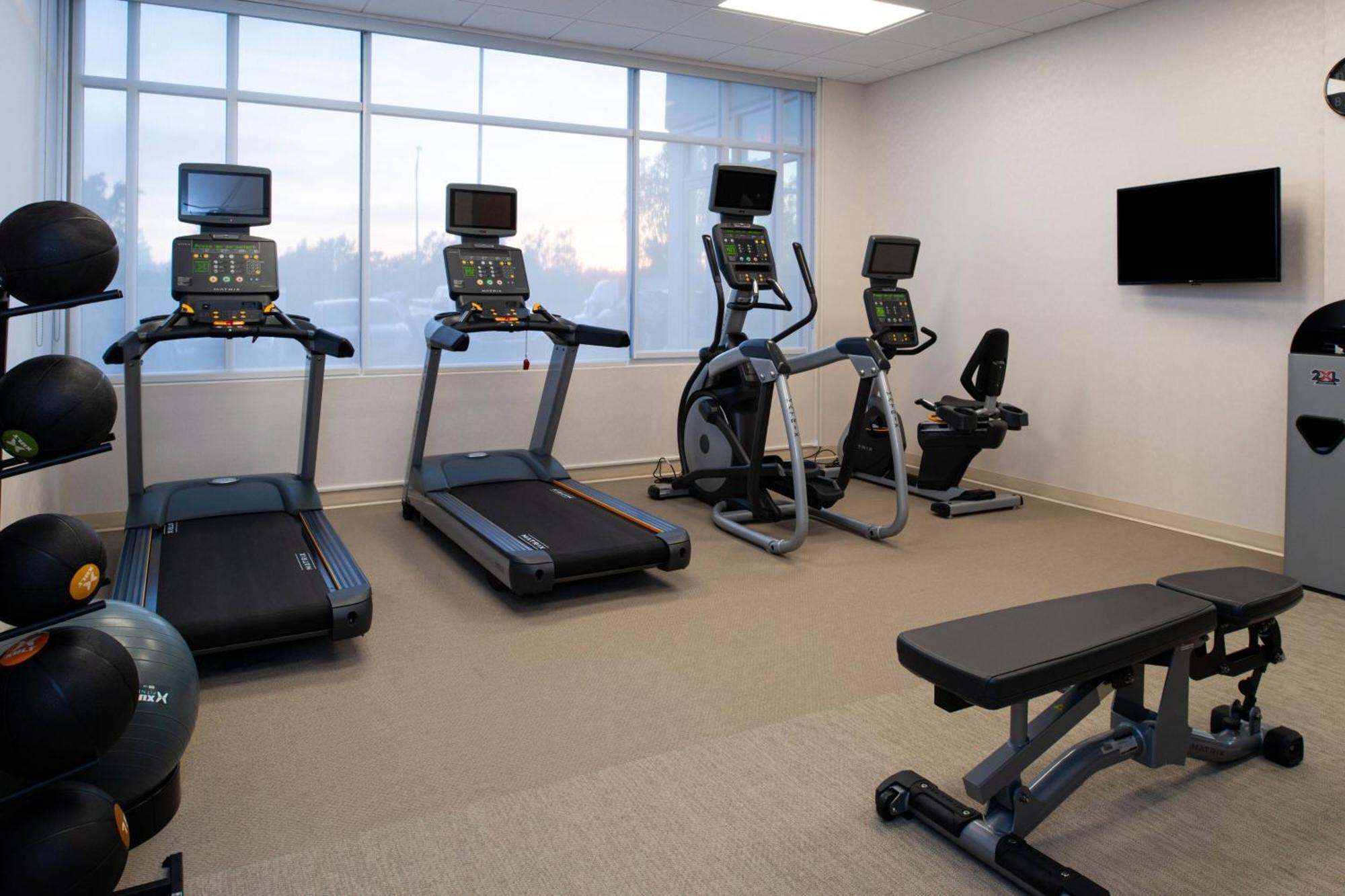 Springhill Suites By Marriott Kansas City Northeast Экстерьер фото